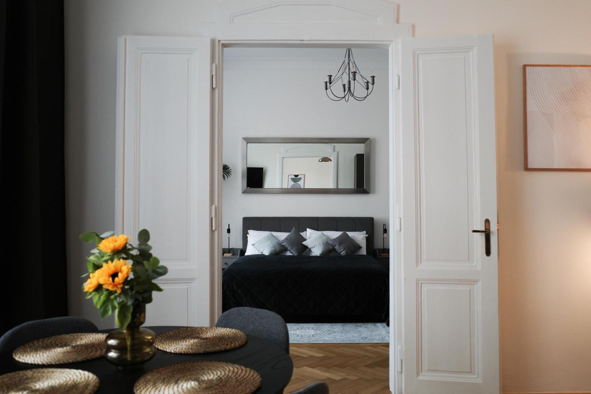 Apartment Dusni Superior Praga Exterior foto